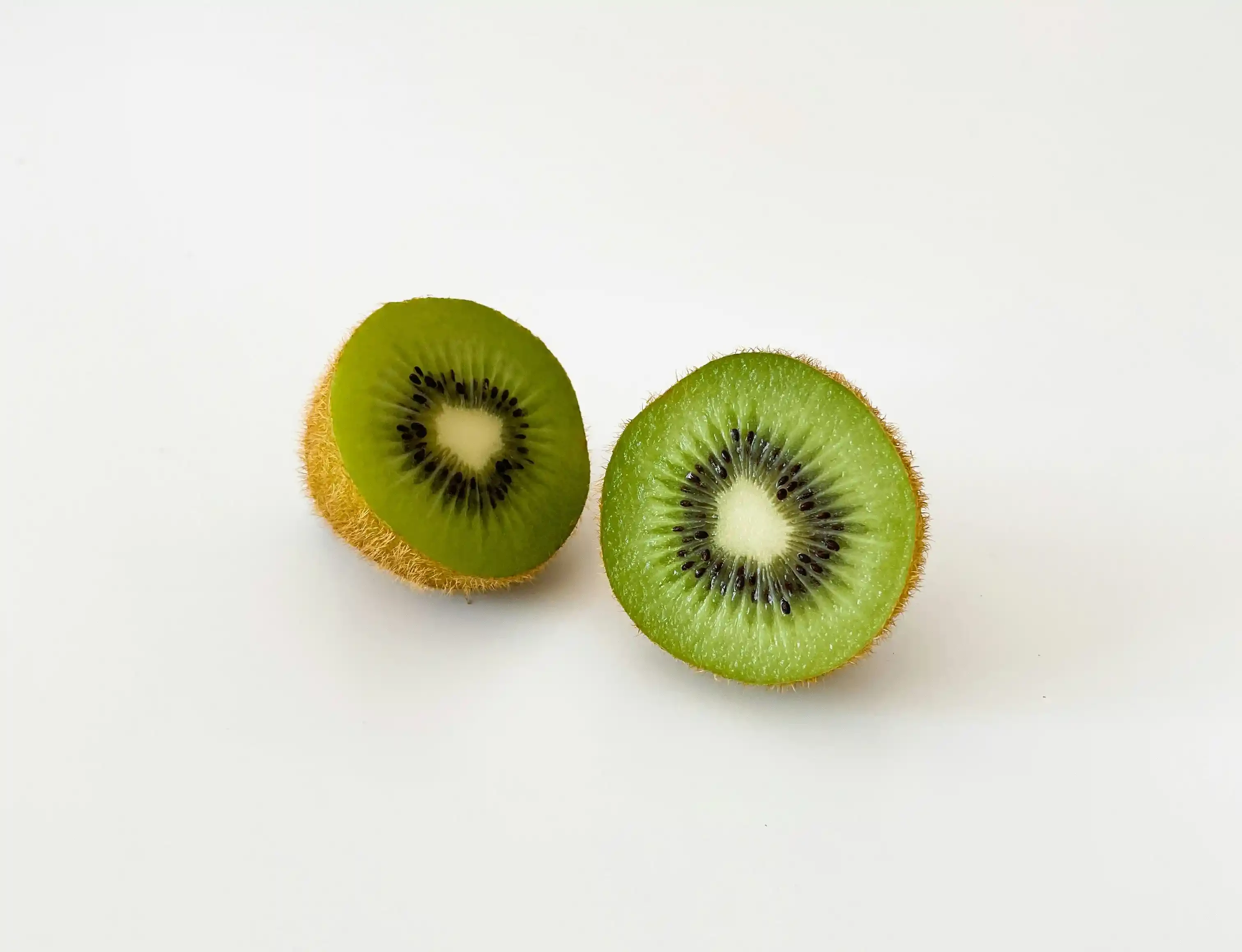 Kiwi for babies: how to serve for baby-led weaning