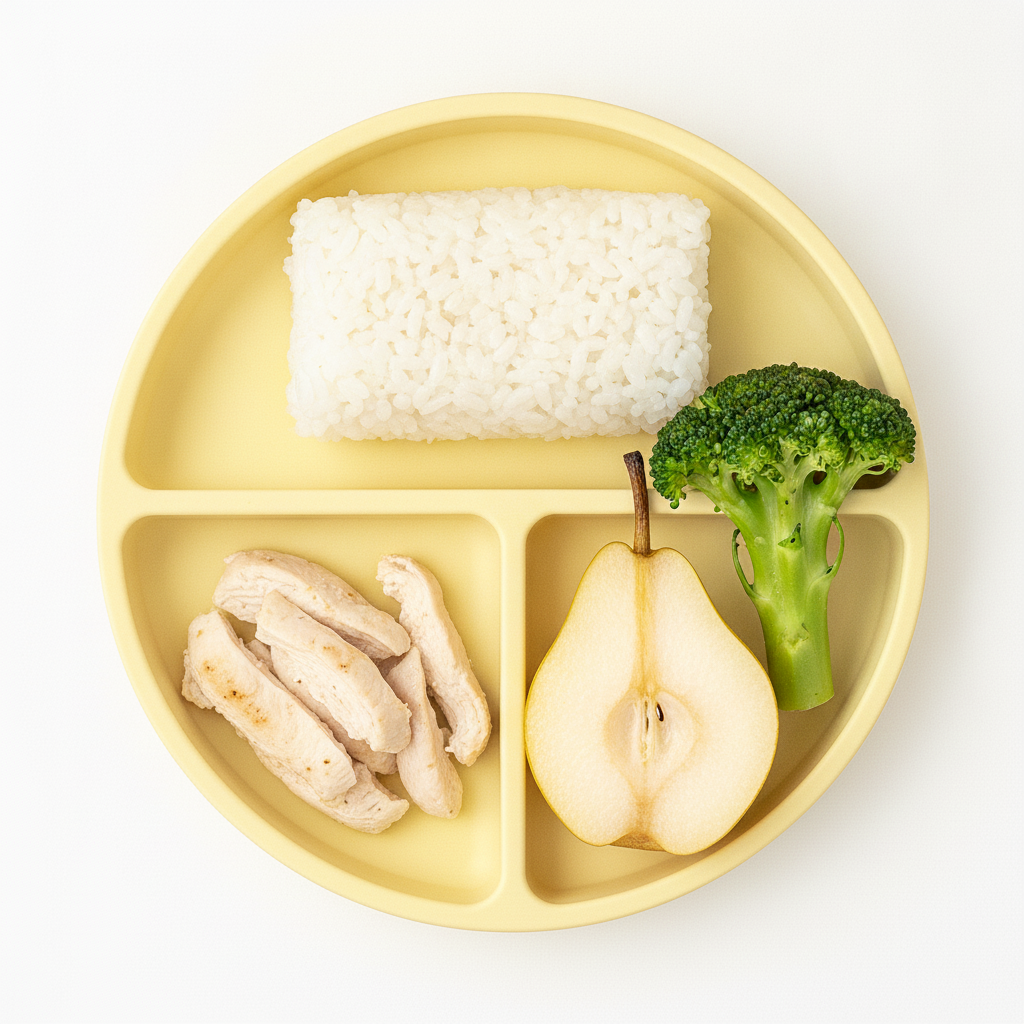 Rice, Chicken, Broccoli, and Pear baby-led weaning plate: how to serve and cut